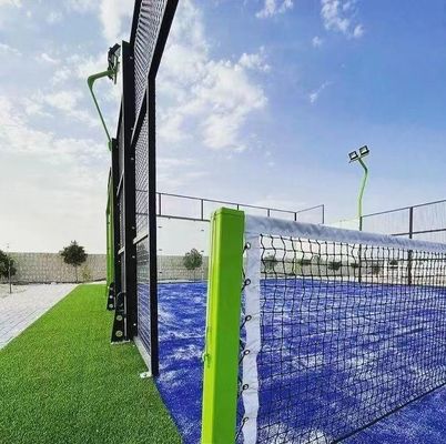 Anpassbare Farbe Künstliches Gras Padel Tennisplätze mit sichtbaren Spielfeldern und Standards
